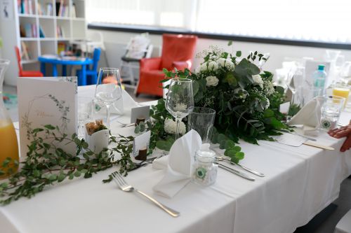 Festlich gedeckte Tafel für Hochzeit © wienwork Festlich gedeckte Tafel für Hochzeit © wienwork